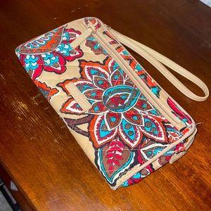 Vera Bradley Wristlet/Wallet